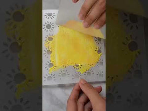 How to use 2 colors of Royal Icing at once to decorate Cookies