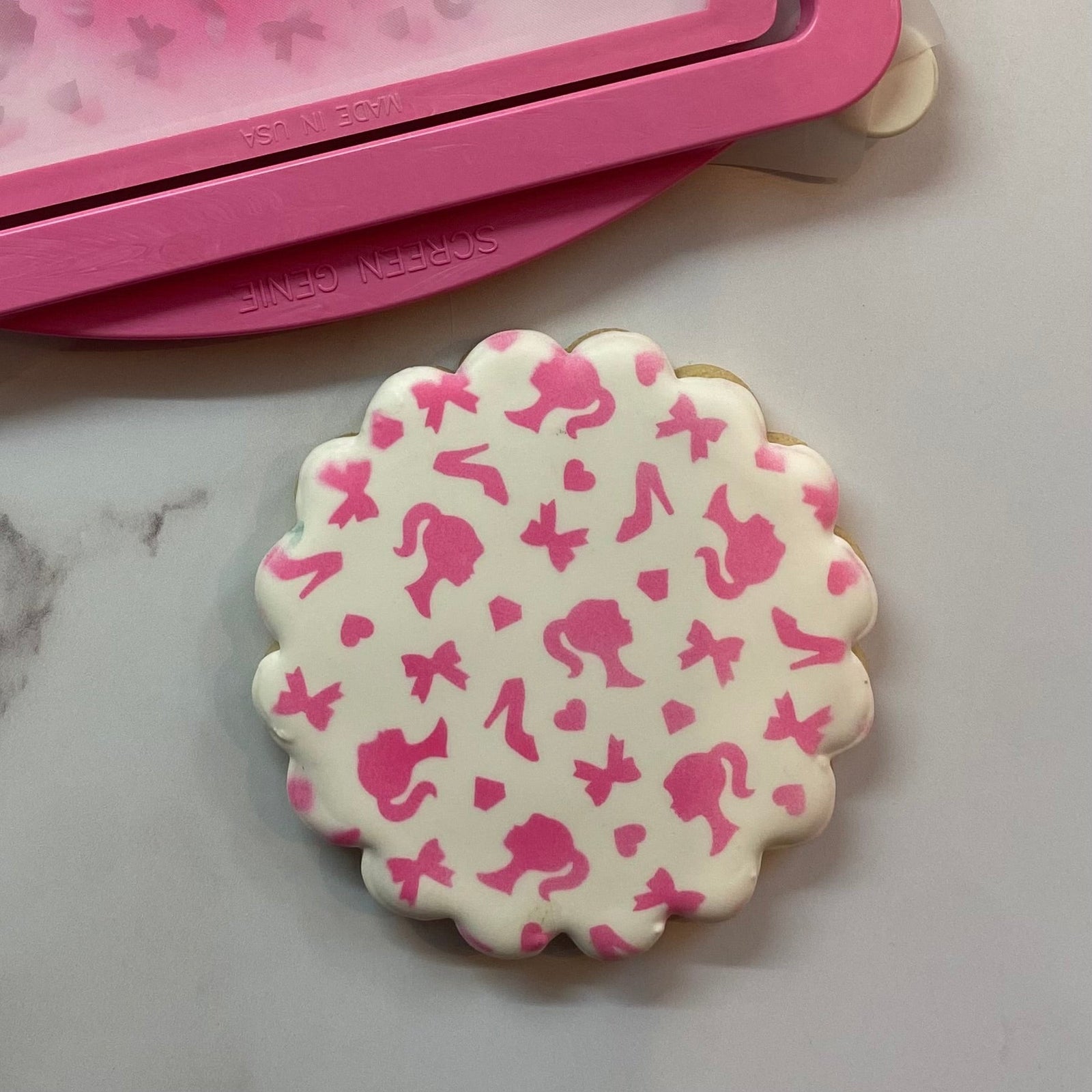 Dolly Party Cookie Stencil bakeartstencil