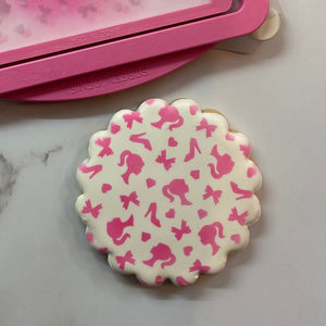Dolly Party Cookie Stencil bakeartstencil