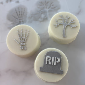 Graveyard Oreo Stencil bakeartstencil