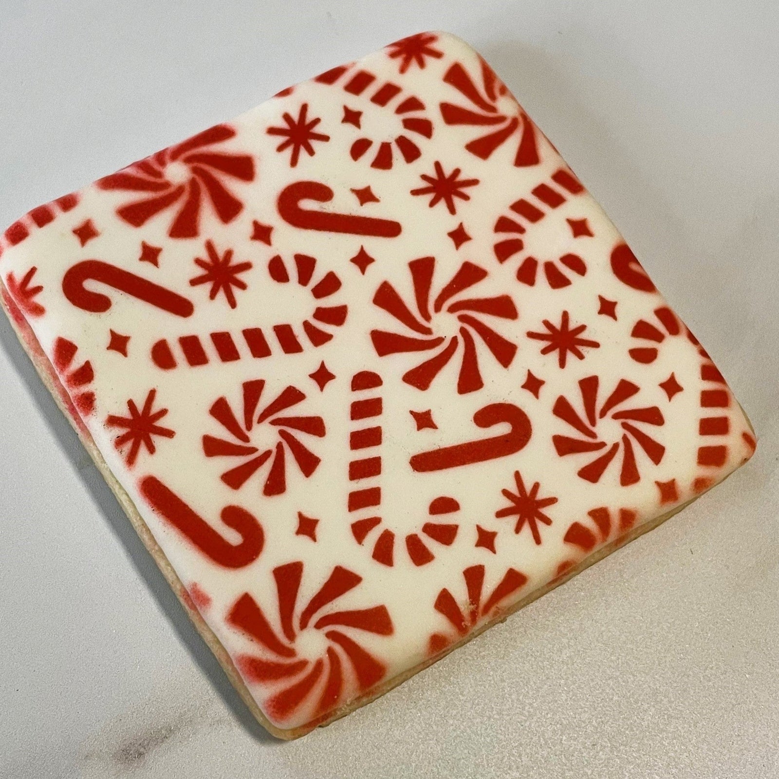 Candy Cane Forest Stencil bakeartstencils