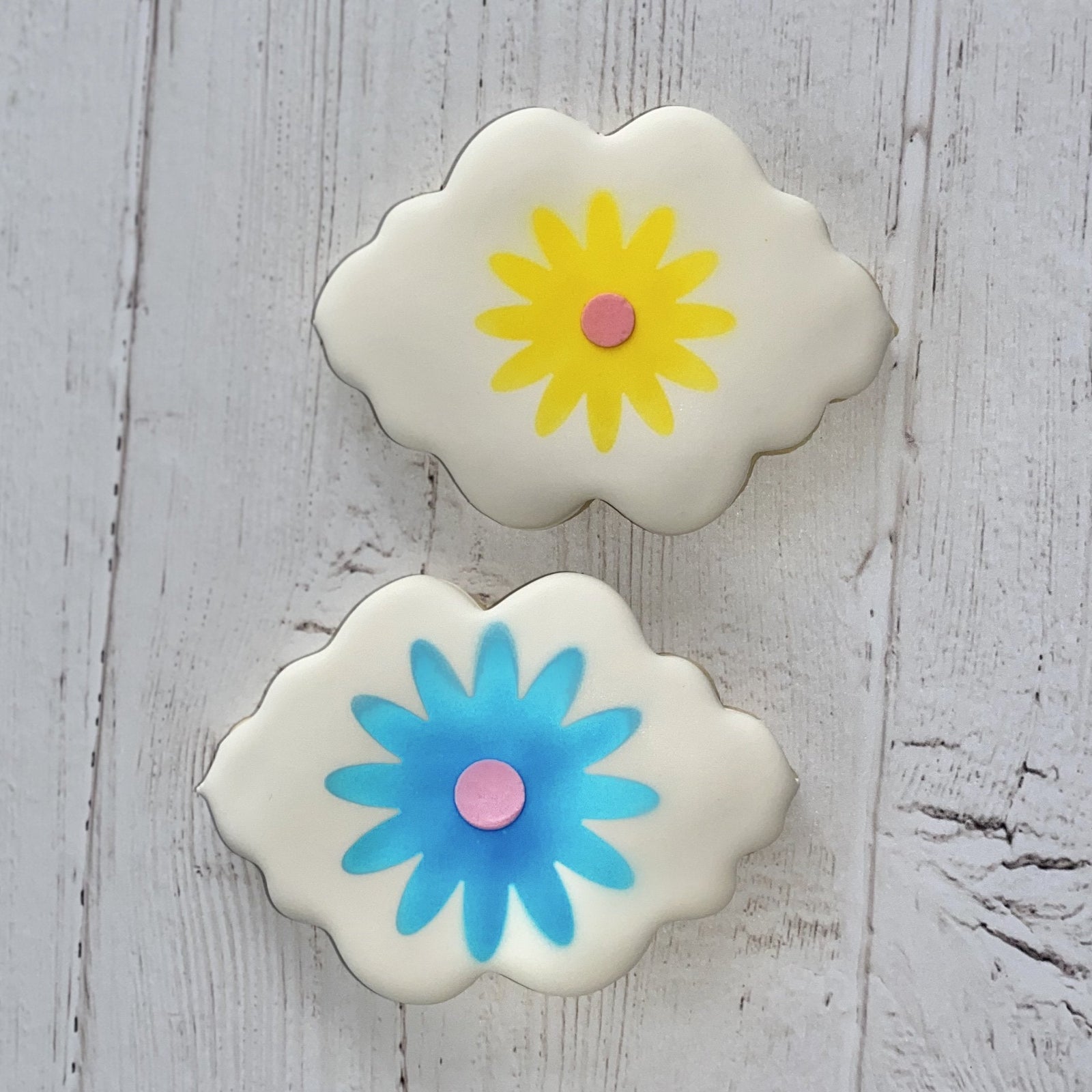 Frilly Flowers Cookie Stencil bakeartstencil