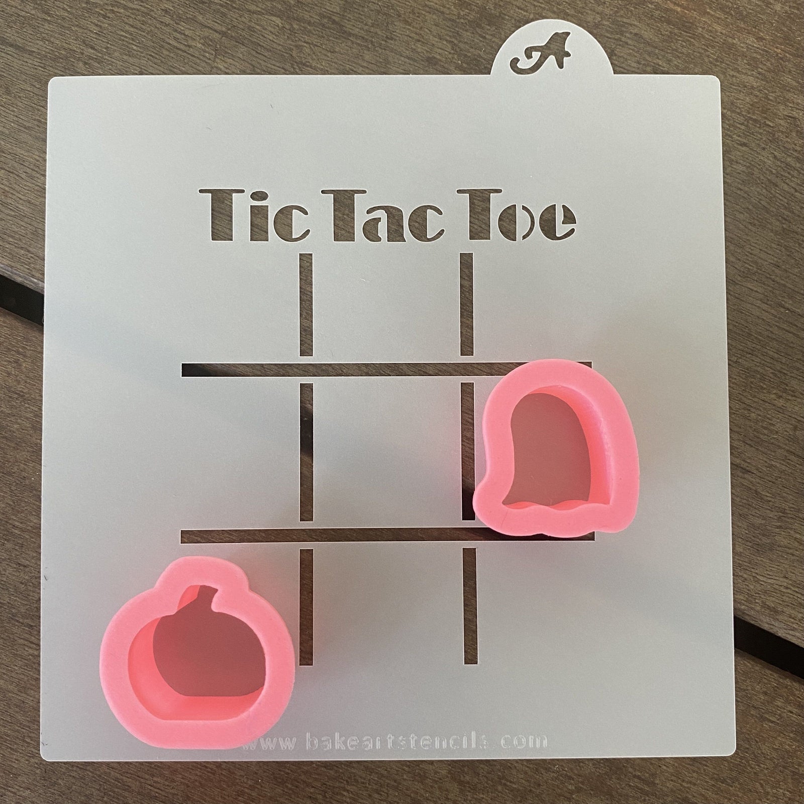 Halloween Tic Tac Toe Cookie Decorating Set bakeartstencil